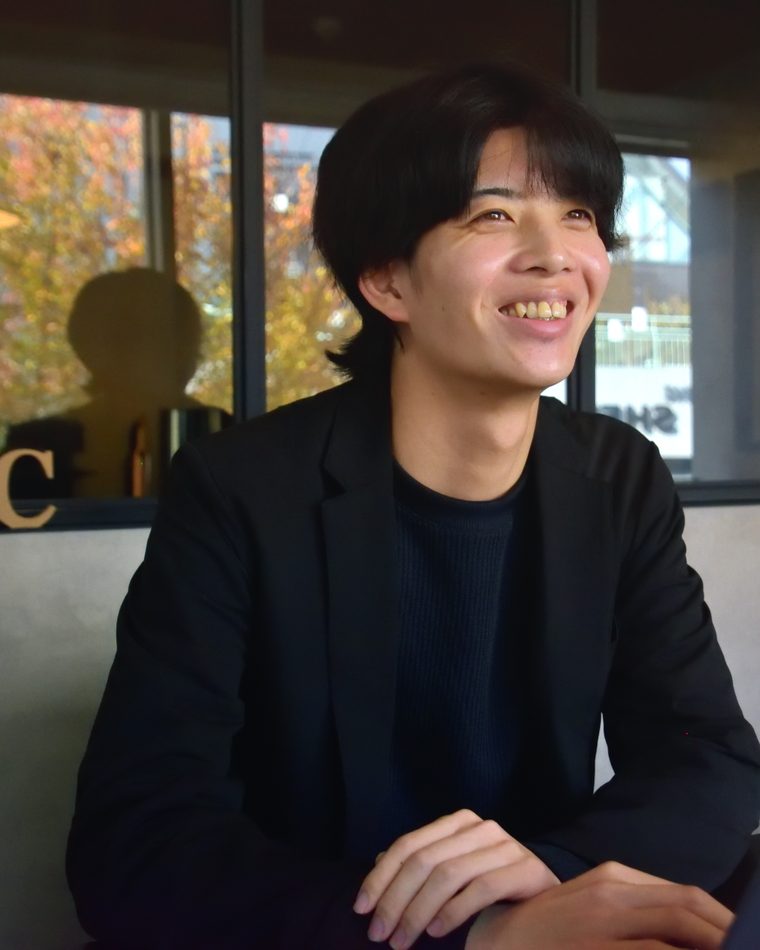 ディレクターの社員 溝端真也